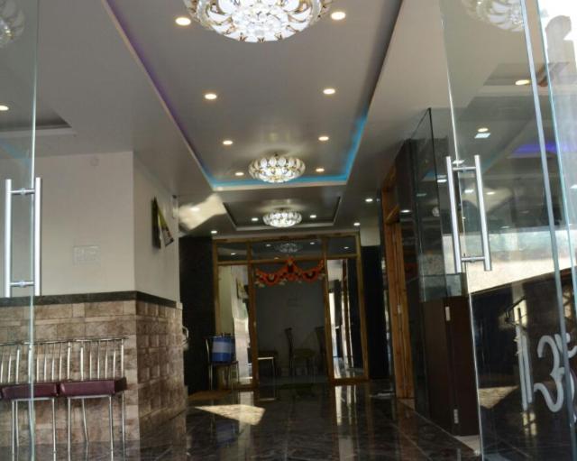 Hotel Vikrant Palace Solapur Exterior photo